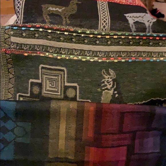 Wraps with unique  Peruvian motives - Picture 2 of 6